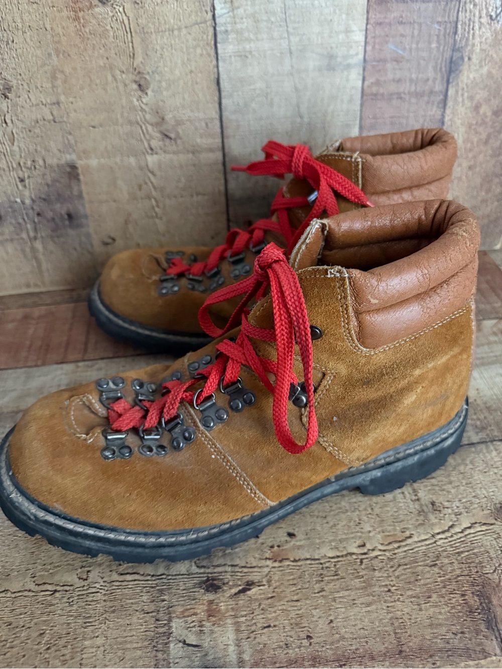 Hiking boots / sears original